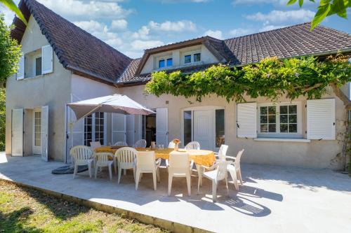 Grandchamp House | Gite Charny Orée de Puisaye - Pour 12 p