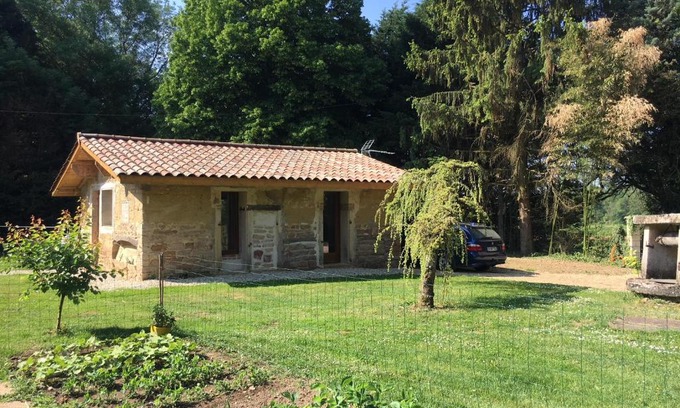 Saint-Genis-sur-Menthon House | Gite Corferoud