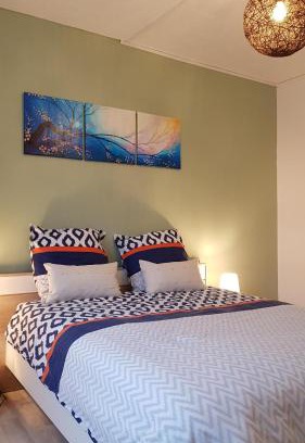 Saint-Amand-les-Eaux Apartment | Gite D'Elnon-Libre