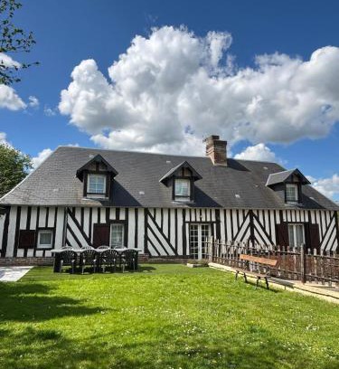 Guerquesalles House | Gite De Malvoue