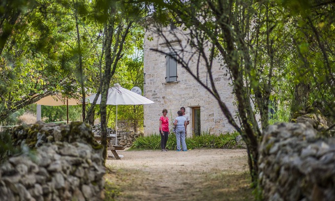Lalbenque House | Gite de Poudally in the countryside