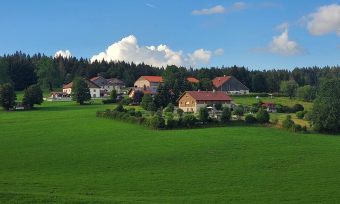 Verrieres-de-Joux Apartment | Gîte des Hauts Sapins 4* - 6 pers. An ideal location and a soothing atmosphere.