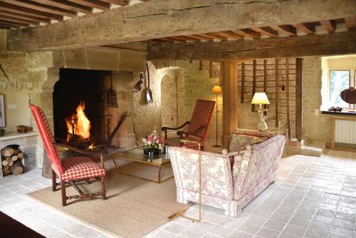 Hemevez House | Gite du Petit Manoir au château d'Hémevez