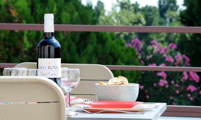 Montesquieu-des-Alberes House | Gîte in the heart of vineyards