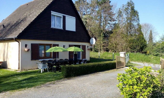 Saint-Riquier-es-Plains House | GITE in peace on the edge of the golf course and 10 minutes from the sea for 15 people