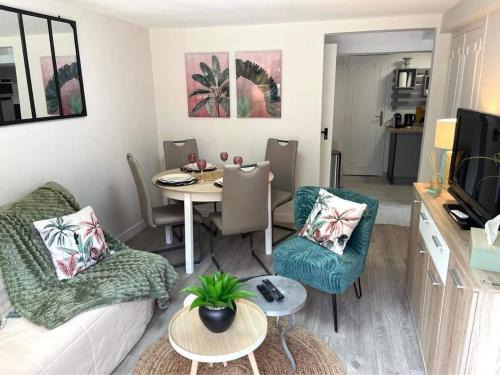 Bonneville-sur-Touques Apartment | GITE L'Orée Deauvillaise 5 minutes DeauvilleTrouville