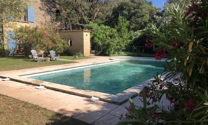 Castillon-du-Gard Villa | Gite : La Maison "à Coté du Pont". du Gard - Swimming pool & River