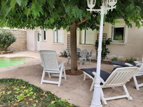Accolay House | Gite le mûrier blanc
