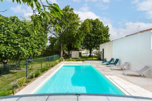 Marennes House | Gite les Cigognes
