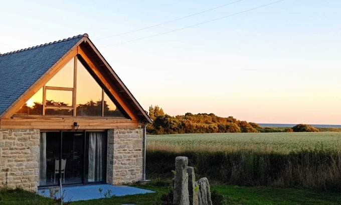 Tregunc House | Gite Mell, le Melen: sea view, les Glénans and Trévignon ponds, beach 300 m'away