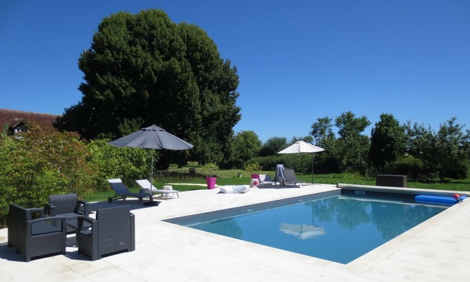 Nazelles-Negron Cottage | Gite Nazelles-Négron, 2 bedrooms, 3 persons