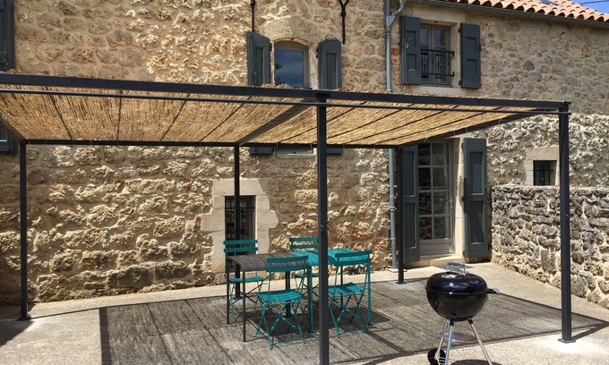 Saint-Andre-de-Vezines House | Gîte on the Causse Noir. Nature, hiking, wifi. Large enclosed garden, pets allowed