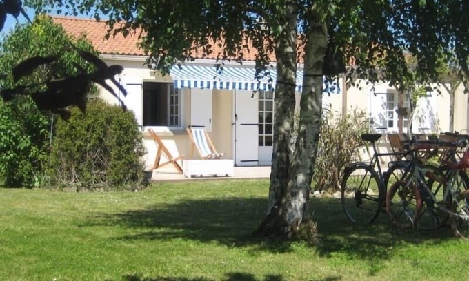 Saint-Vincent-sur-Jard House | Gite Saint-Vincent-sur-Jard, 2 bedrooms, 5 persons