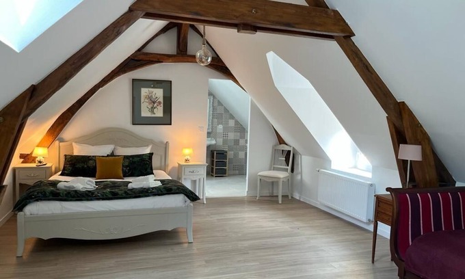 Parigne-lʼEveque House | Gite Spacieux au Calme à 10 min du Mans
