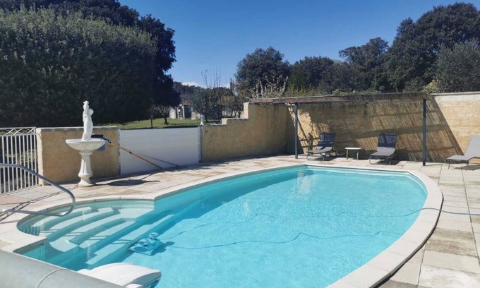 La Baume-de-Transit House | Gîte with park and swimming pool