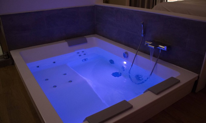 Dol-de-Bretagne House | Gite with spa between Mont St Michel and St Malo. Very intimate. Beautiful renovation.