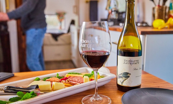 Escondido House | "Glamping in the Vines" - Vineyard Airstream Trailer