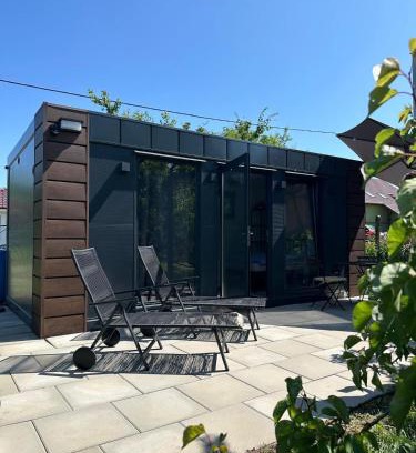 Bulhary House | Glamping Pod meruňkami