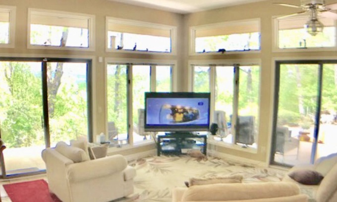 Hendersonville House | Glass House in the mountains of Hendersonville, NC with a hot tub.