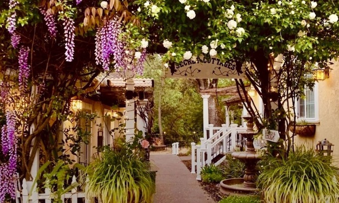 Glen Ellen Hotel | Glen Ellen Inn