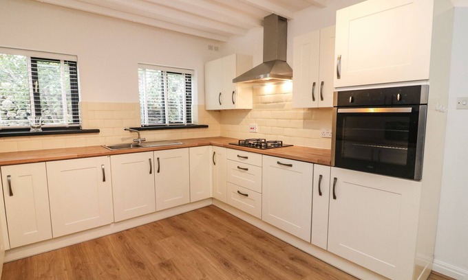 Giggleswick Cottage | Glen Lea