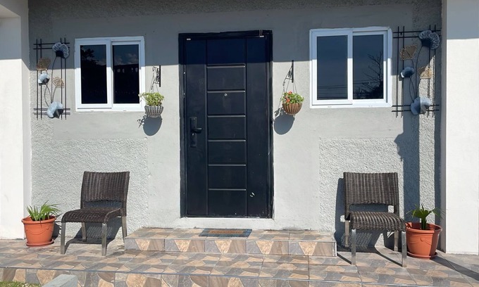 Port Maria House | Glen Sea Inn of St. Mary - Charming 2 Bedroom Beachside Home