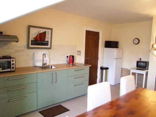 Glendalough House | Glendalough Scenery Farmhouse