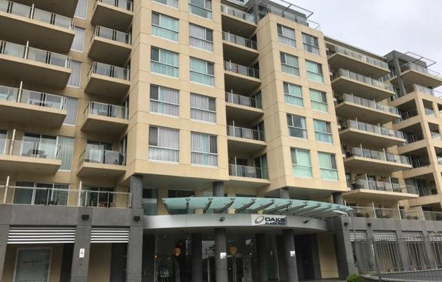 Glenelg Apartment | Glenelg Holiday Apartments-Pier Direct Beach Front Free Parking