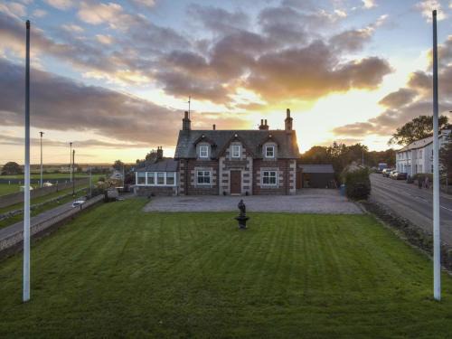 Golspie House | Glenshee Guest House