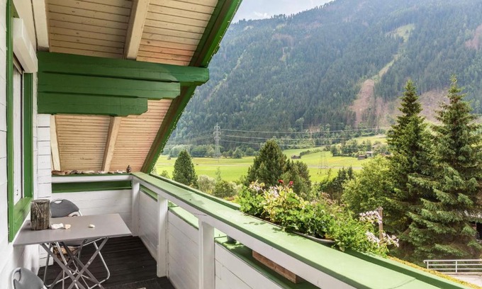 Stall Apartment | Gletscherblick