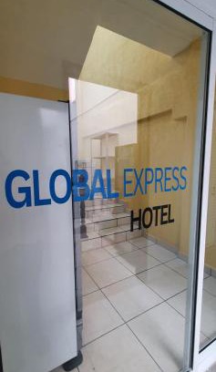 Escarcega Hotel | Global Express Cruz Blanco