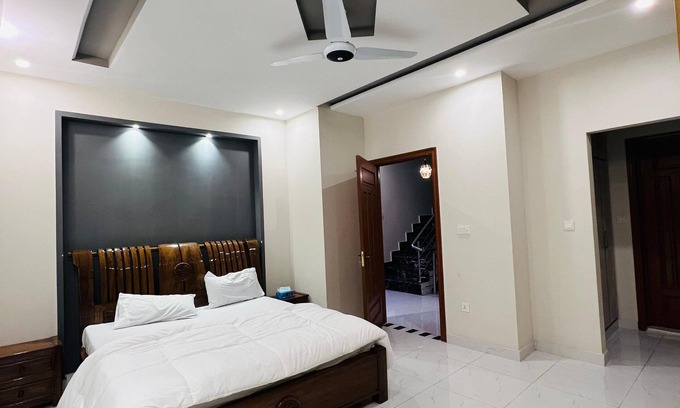 Fatehjang House | Glorious Guest House (Three Bedroom Unit)