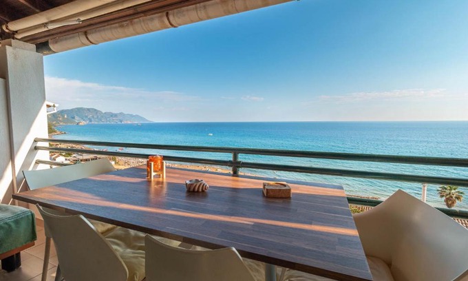 Glyfada Apartment | Glyfada Home 113 by New Era in Menigos Resort Apartments