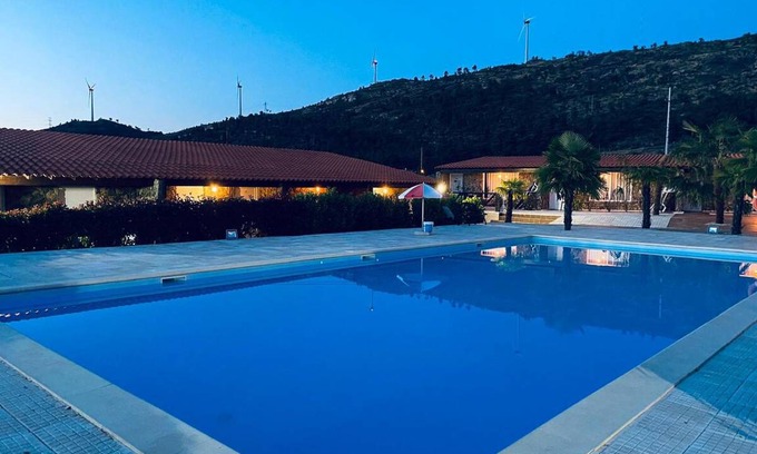 Armamar Cabin | Gojim Casa Rural - Standard Double Room with Private Bathroom 3