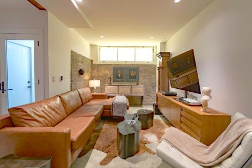 Nob Hill House | Gold Rush Suite In Historic Upper Nob Hill - Location and Luxury