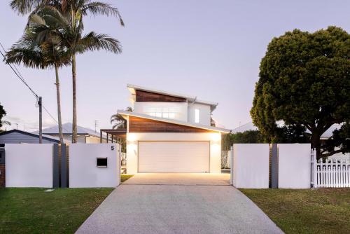 Golden Beach House | Golden Beach Oasis