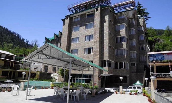 Old Manali Hotel | Golden Tulip Manali