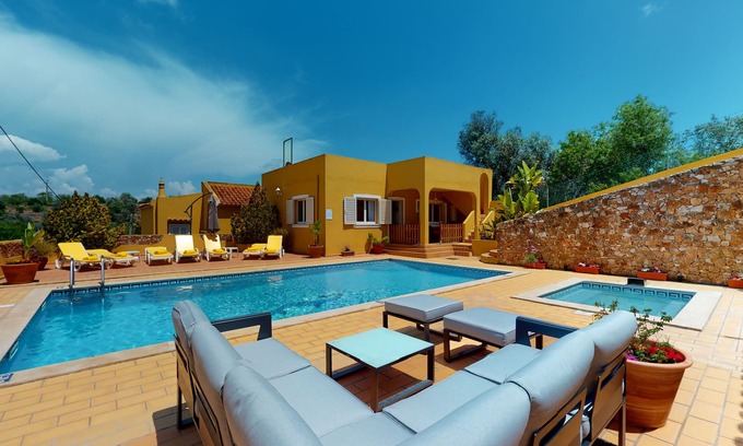 Estombar House | Golden Vila Estômbar