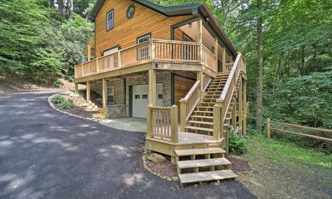 Newland House | Golf and Resort Amenities Newland Mountain Cabin