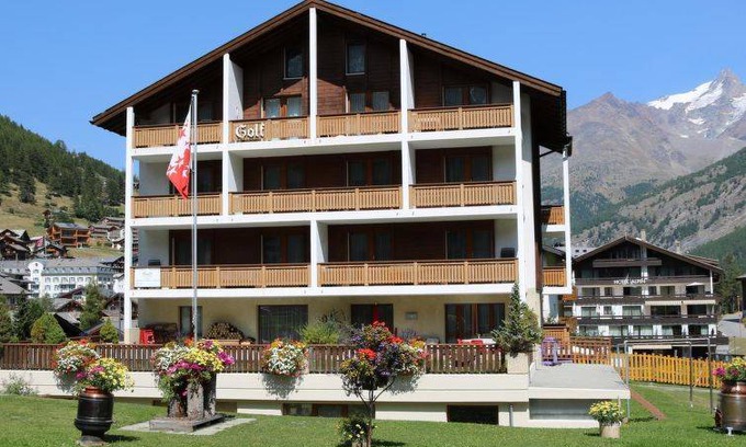 Saas-Fee Apartment | Golf