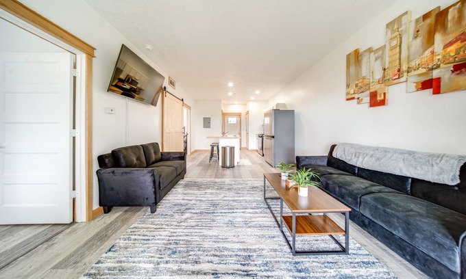 Erie Condo | Golf Course View: Centrally Located Condo in Erie