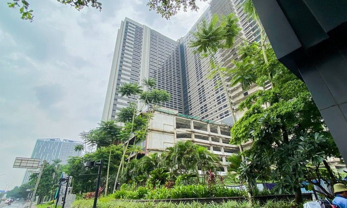Pinang Apartment | Good and Cozy 2BR at Collins Boulevard Apartment