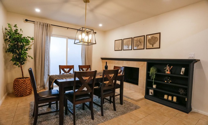 West Hills House | Gorgeous 2BD/2B with amazing outdoor experience
