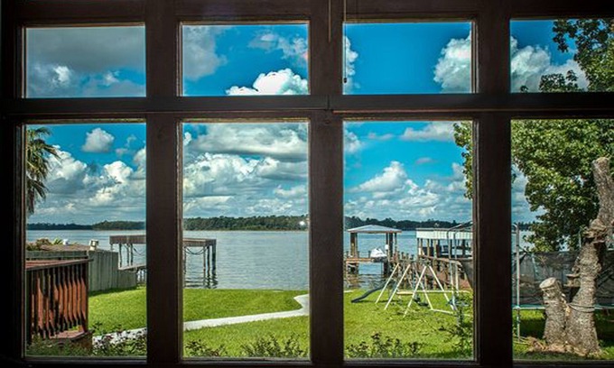 Indian Shores House | Gorgeous 3 bdrm 3 bath WATERFRONT home!