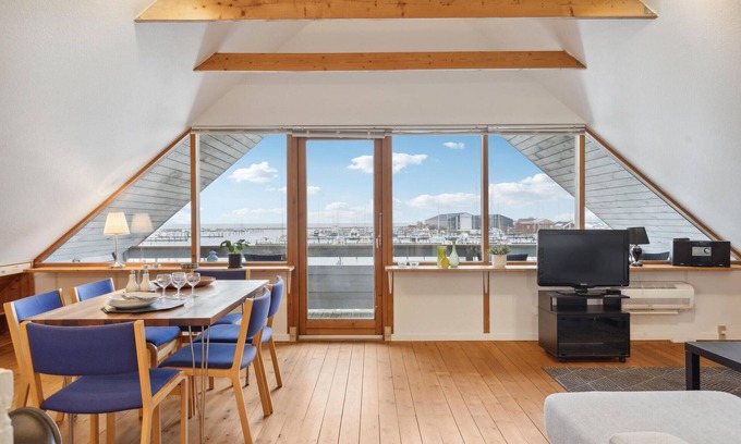 Bogense Apartment | Gorgeous apartment in Bogense with WiFi