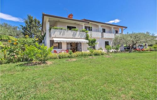 Seca Apartment | Gorgeous Apartment In Portoroz With Kitchen