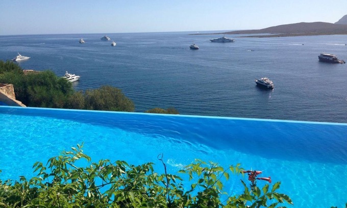Golfo di Marinella Villa | Gorgeous apt-villa with sea view, private garden and use of resort pool