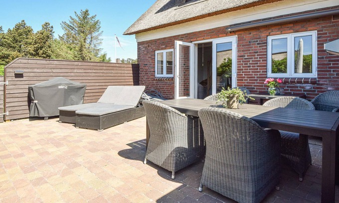 Blavand Strand House | Gorgeous home in Blåvand with WiFi
