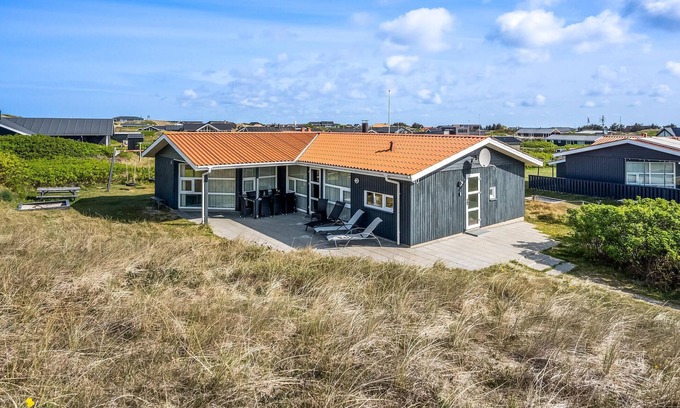 Hvide Sande House | Gorgeous home in Hvide Sande with sauna