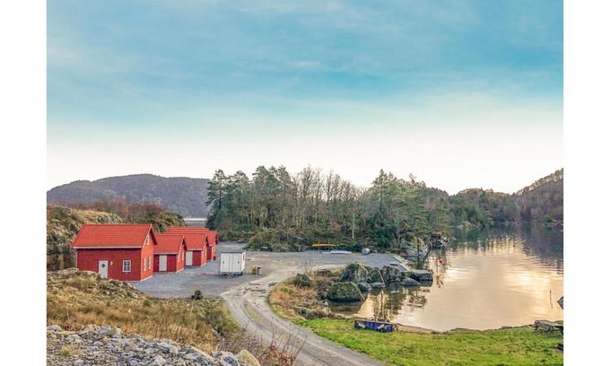 Lyngdal House | Gorgeous Home In Lyngdal With Kitchen